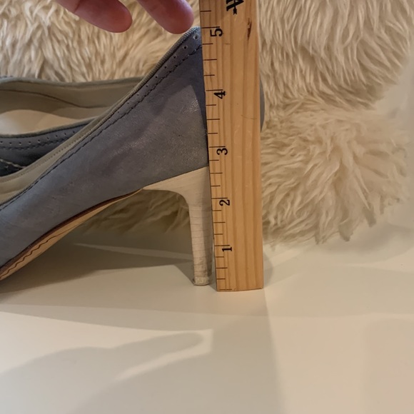 Hugo Boss Gorgeous Heels - Picture 7 of 7